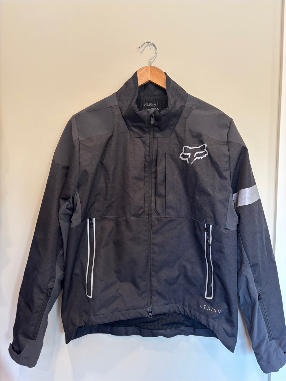 Fox Men's Black Performance Jacket with Gray Accents